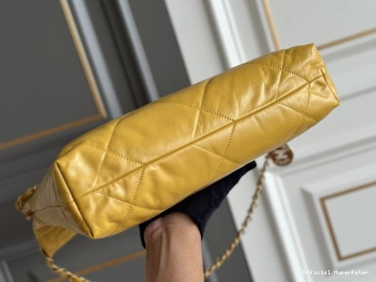 Hyper Peter SMALL 22 CHANEL HANDBAG 0805